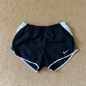 Nike shorts size S